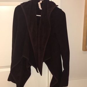 Lululemon fleece jacket/wrap size 4